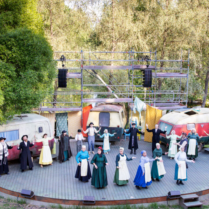 "Spelman på taket" sommarteater med Västerbottensteatern 2024-2025. Foto: Patrick Degerman